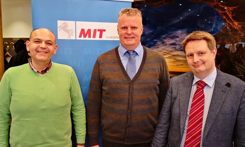 Der neue MIT-Vorstand (v.l.n.r.): Bassam Matar (Stellvertretender Vorsitzender), Volker Meier (Vorsitzender), Ronald Kandel (Schaftführer).
Foto: MIT Helmstedt