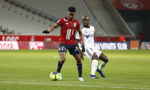 Mendes' (li.) Marktwert liegt bei 5,5 Millionen, doch Lille hofft auf 20 Millionen. Foto: imago/Panoramic