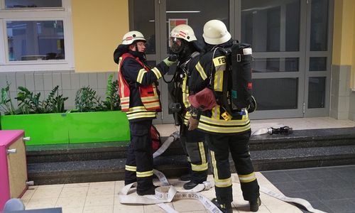 Die Feuerwehrmänner im "Einsatz".
Foto: Feuerwehr Wolfenbüttel