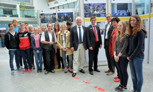 Bundestagmitglied Priesmeier (SPD) eröffnet die Wanderausstellung des Deutschen Bundestages. Foto: Privat