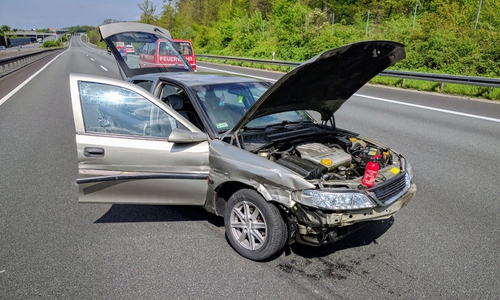 Aufgrund des Unfalls auf der A2 bei Helmstedt wurde diese zeitweise gesperrt. Foto: Alexander Weis, Pressesprecher Feuerwehr Helmstedt