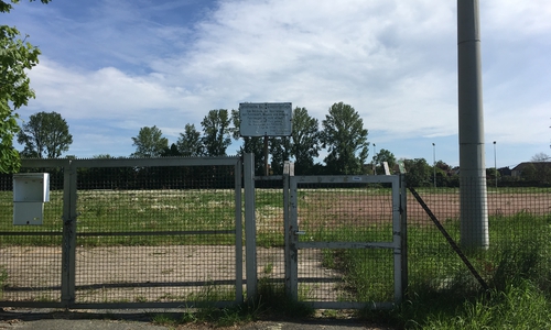 Seit Jahren tut sich nichts an der Kälberwiese. Jetzt könnte es weitergehen. Archivbild