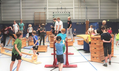 Im Rahmen des Ferienkalenders der Stadtjugendpflege Wolfenbüttel veranstaltete die Turngemeine Wolfenbüttel e.V. eine Parkour-Workshop für Kinder. Foto: Stadt Wolfenbüttel