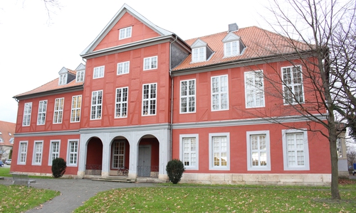 Samtgemeindebürgermeisterin Petra Eickmann-Riedel gab auf Anfrage unserer Online-Tageszeitung einen Überblick über die Vorhaben und Herausforderungen der Samtgemeindeverwaltung im neuen Jahr. Symbolfoto: Max Förster