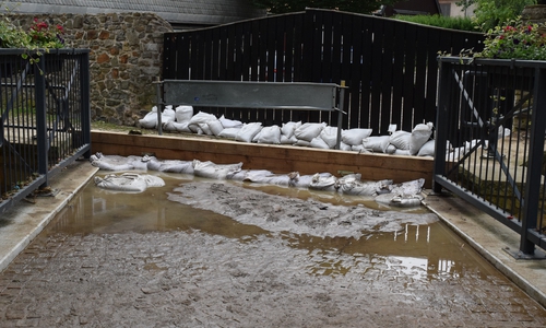  Damit bei Hochwasser nicht Straßen, Wege und Gebäude volllaufen, sollte 2019 in Immenrode ein Rückhaltebecken entstehen. Nun müssen die Pläne zum Hochwasserschutz noch einmal überarbeitet werden. Foto: Stadt Goslar