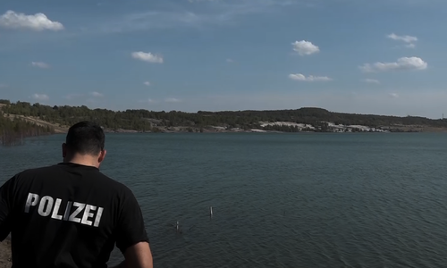 Die Taucher und das Sonarboot hatten am Donnerstag nichts gefunden. Foto/Video: aktuell24/Kr