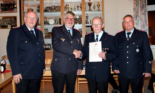 Von links: Hans-Friedrich Thiemann, Lothar Kolmsee, Alfred Rosenthal, Marco Michalik. Foto und Text: Bernd-Uwe Meyer