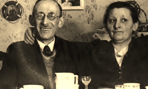 Claus-Dieter Klein (Bremen) spricht mit Helmut Kramer, Forum Justizgeschichte e.V., über die Hinrichtung des Helmstedter Juden Moritz Klein 1942. Foto: Privat