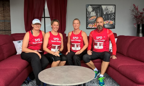  Katrin Herrmann, Gesa Mellin, Dunja Kreiser und Andreas Horst beim Stadtlauf. Foto: Kreiser
