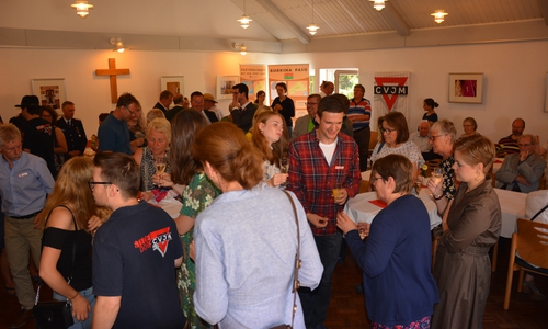 Der CVJM Jubiläumsempfang im Gemeindehaus. Foto: Ev.-luth. Kirchenkreis Peine
