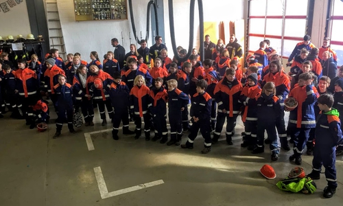 Rund 90 Mitglieder der gemeindlichen Jugendfeuerwehren der Gemeinde Cremlingen nahmen Teil. Foto: Feuerwehr