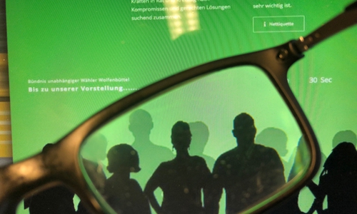 Alle anonym. Alle Iraner? Foto: Karl-Heinz-Kluschke
