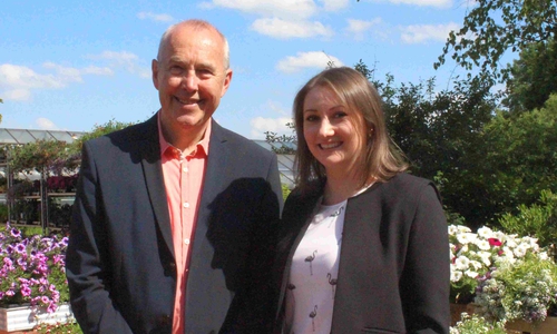 Alte und neue Leitung der Lukas-Werk Fachambulanz Helmstedt: Johannes Benedde und Liesa Venikov. Foto: Evangelische Stiftung Neuerkerode