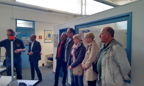 Die WGL stattete der Feuerwehreinsatz- und Rettungsleitstelle einen Besuch ab. Foto: Privat