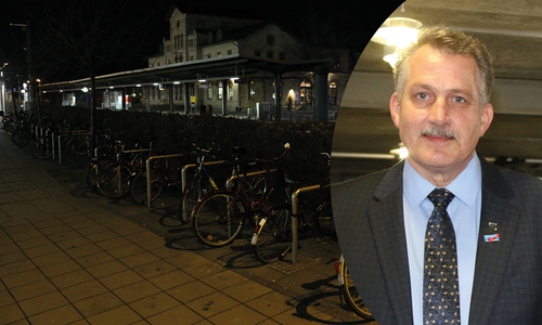Aufregung um einen Antrag der AfD zur Fahrradabstellanlage am Busbahnhof. Klaus-Dieter Heid erhebt Manipulations-Vorwürfe. Fotos: Werner Heise