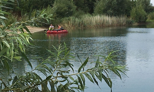 Die Suchaktion ist mittlerweile beendet. Es waren Boote und ein Helikopter im Einsatz. Foto: aktuell24 (bm)