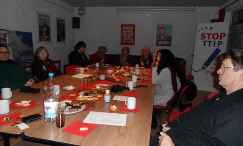 Gemütliches Zusammensein zum Jahresende im Sozialcafé. Foto: Privat