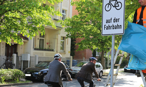 Kastanienallee: Fahrradfahrer müssen zukünftig die Straße nutzen. (Archiv)