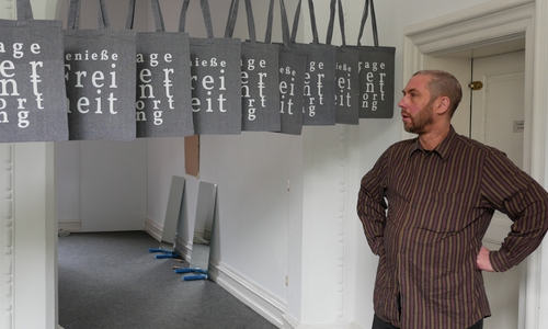 Matthias Langer präsentiert in den Räumen des Kunstvereins seine Instalation. Fotos: Stadt Wolfenbüttel