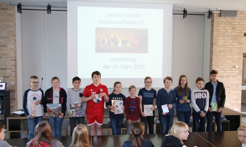 Die geehrten Schüler

Foto: Gymnasium im Schloss