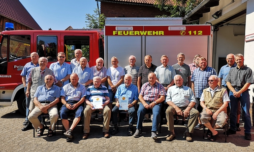 Die Klönschnackgruppe der Freiwilligen Feuerwehr Woltorf

Foto: Freiwillige Feuerwehr Woltorf