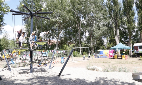 Der neue Spielplatz, ein wahrer Tempel kindlicher Freude. Fotos: Stadt Wolfenbüttel