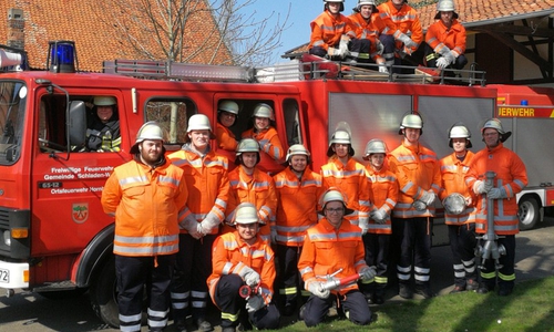 Die Lehrgangsabsolventen. Foto: Feuerwehr