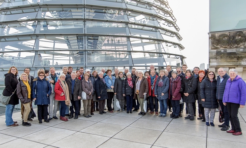 "Das politische Berlin ins Auge nehmen" hieß es für rund 50 Besucher aus dem Landkreis Peine. Foto: CDU