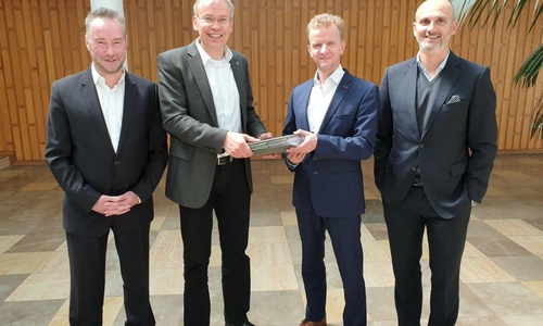 Thomas Cromm, Revitalis Vorstand, Kai Uwe Hirschheide, Stadtbaurat, Mario Freye Projektleiter Revitalis, Marc Wirtz, Revitalis Vorstand (v. li.).