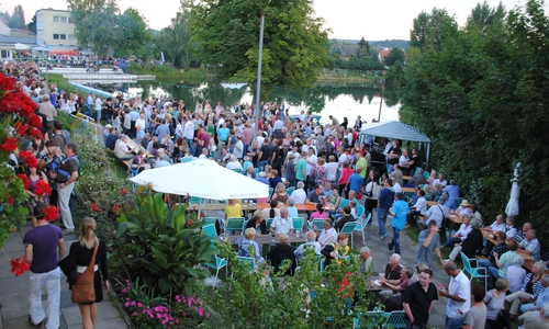 Am Samstag findet um 17 Uhr das Sommer- und Lichterfest am Fümmelsee statt. Foto: Archiv