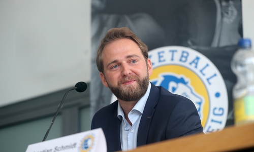 Der Geschäftsführer der Basketball Löwen Braunschweig äußert sich im Gespräch mit regionalSport.de zu den Vorwürfen von Burkard Junger über das Aus der Herzöge Wolfenbüttel - und gibt Hoffnung. Foto: Agentur Hübner/Archiv