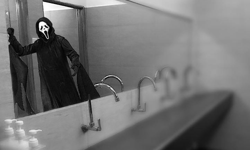 Treibt sich der Ghostface Killer auch in Salzgitter rum? Symbolfoto: Pixabay/Nick Wenkel