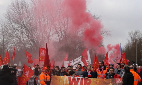 Die IG Metall zeigt ihre ausgeprägte Demonstrations-Kultur. Foto: Antonia Henker