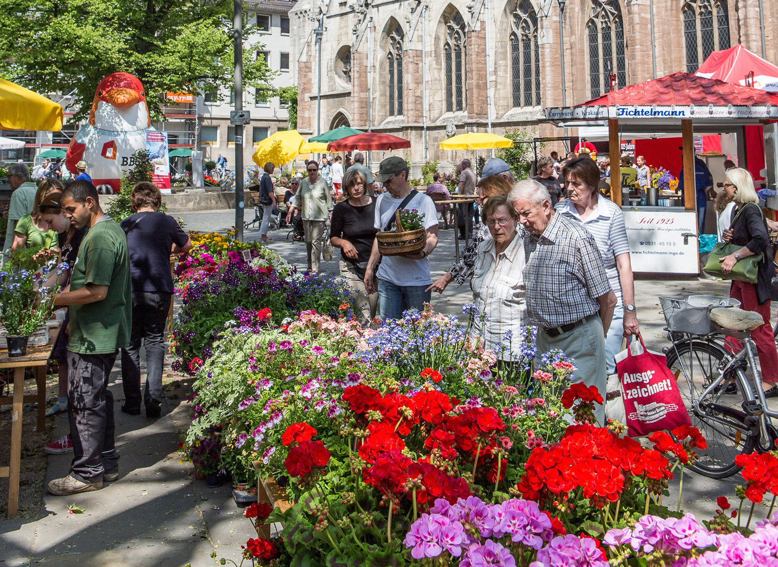 2. BBGBlumenmarkt "An die Blumen, fertig los!" regionalHeute.de