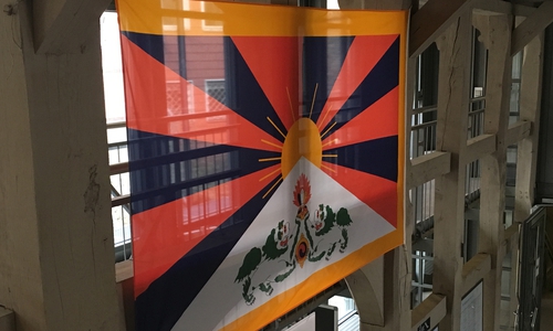 Flagge für Tibet gehisst. Foto: Stadt Wolfenbüttel