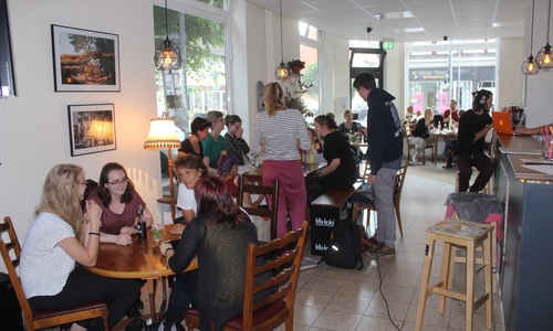 Das Fazit zu den letzten Monaten in der Veränder.Bar: Viel Spaß, viel zu tun. Foto: Anke Donner