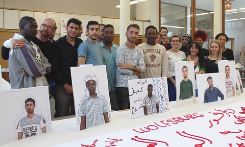 Das Projekt soll jungen Flüchtlingen helfen in Deutschland Fuß zu fassen und positive Erfahrungen zu sammeln. Foto: Stadt Wolfsburg