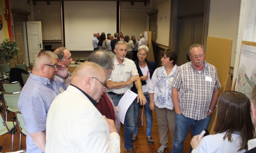 Am Donnerstag fand ein ratsoffener Workshop zum integrierten Stadtentwicklungskonzept Goslar, kurz "ISEK Goslar 2025" statt, um das 2011 beschlossene Konzept zu aktualisieren und um den Bereich der ehemaligen Stadt Vienenburg zu ergänzen. Im Anschluss an die Auftaktveranstaltung soll der Bürgerbeteilungs-Prozess folgen. Fotos: Anke Donner