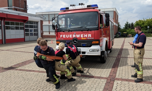 In der Teamwertung galt zusammen Stärke zu zeigen. Fotos: Feuerwehr Helmstedt