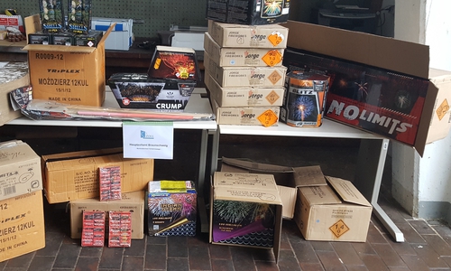 275 Kilogramm illegale Pyrotechnik wurden durch den Zoll sichergestellt. Foto: ZOLL