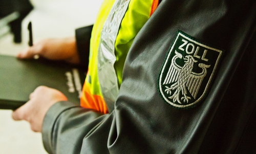 Insgesamt 68 Zöllner befragten über 300 Reinigungskräfte zu ihren Arbeitsverhältnissen. Symbolfoto: Zoll