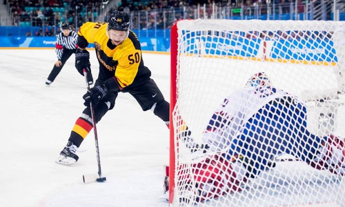 Patrick Hager brachte Deutschland in Führung und verwandelte auch seinen Penalty. Foto: imago/Bildbyran