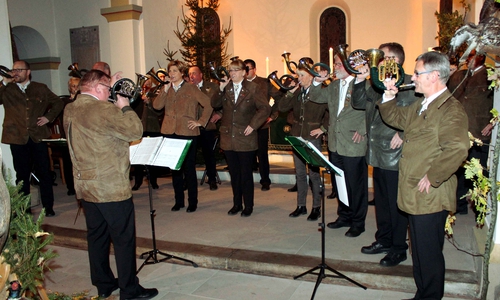 Die Jagdhornbläsergruppe erntete großen Beifall. Foto: Bernd-Uwe Meyer