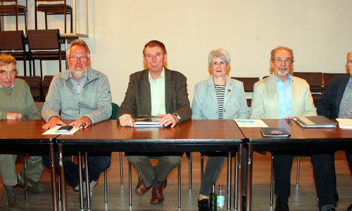 Von links: Jürgen Ehbrecht, Martin Meier, Klaus Schliephake, Inga-Maria Pichlak, Klaus Peter Pichlak, Manfred Bertram 
Foto: Bernd-Uwe Meyer

