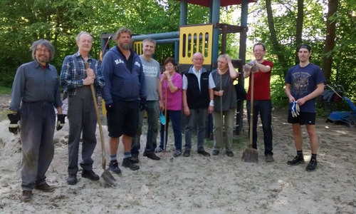 Im Freibad wurde ordentlich geschaufelt. Foto: Ulrike Siemens