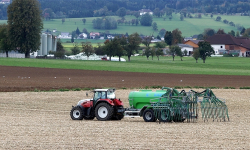 Heute wurden strengere Auflagen für die Düngung in der niedersächsischen Landwirtschaft beschlossen. Symbolfoto: Pixabay