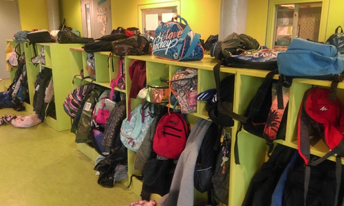  Erstaunlich: Nach dem Unterricht finden alle Schüler ihren Rucksack und die Jacke wieder. Quelle: Focus, Petra Apfel/FOL