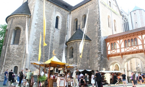 Rund um den Burgplatz können die Besucher auf Zeitreise gehen. (Archivfoto)