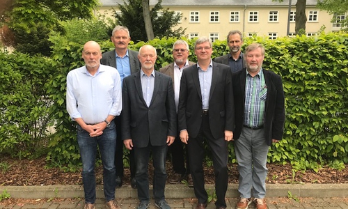Von links: Jürgen Kreusch, Dr. Rainer Gellermann, Dr. Frank Hoffmann, Michael Bühler (KIT), Uwe Brückner, Dr. Markus Stacheder (KIT), Dr. Ralf Krupp. Foto: Landkreis Wolfenbüttel