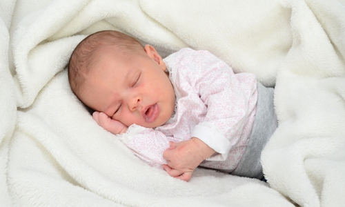 Wir freuen uns über die Geburt von Lotta Aylin Born. Foto: babysmile24.de
